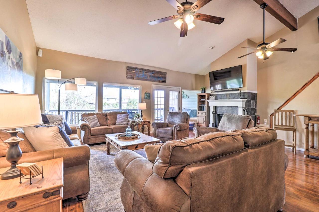 Lakefront Home With Point Venture Golf Access! Екстериор снимка